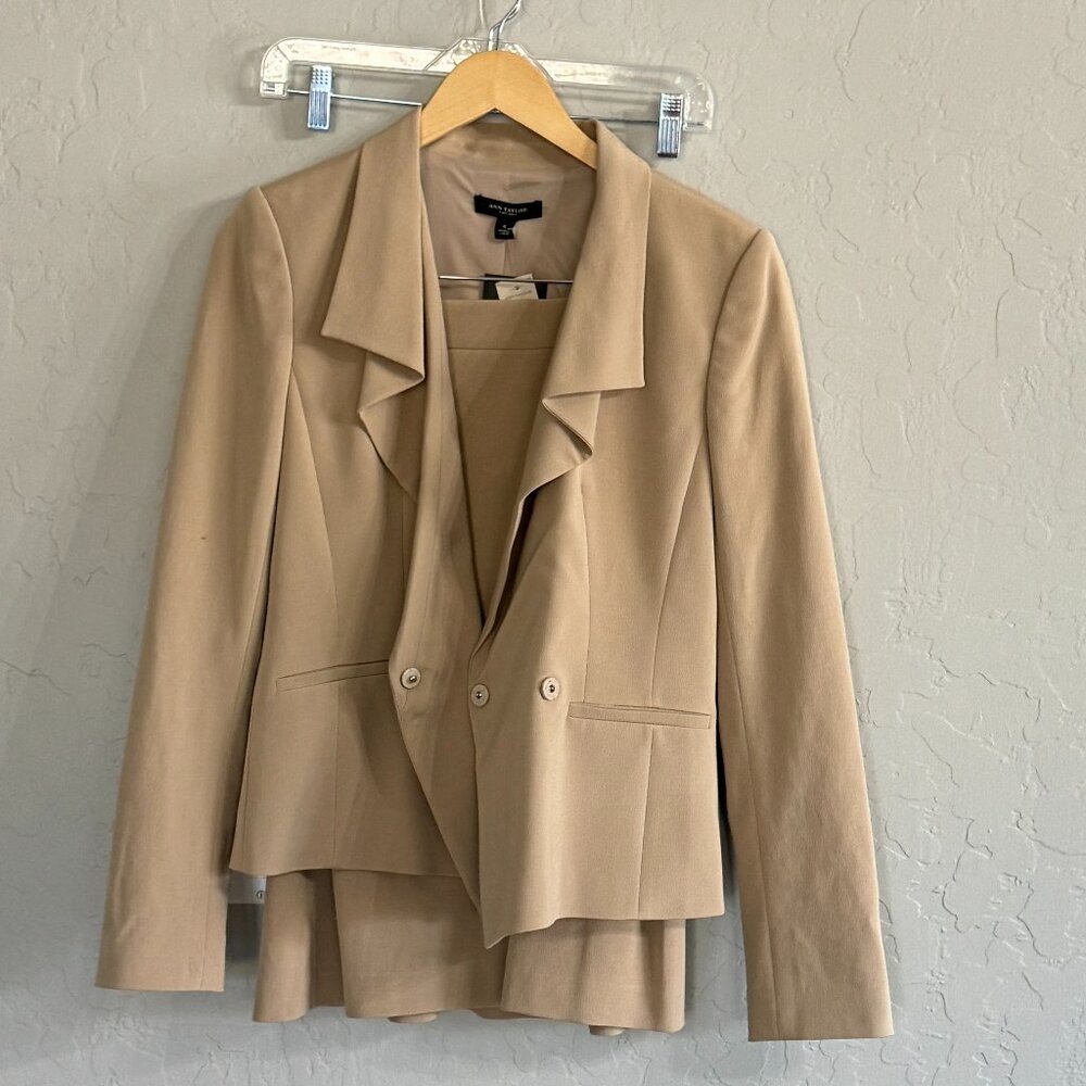 NWT Ann Taylor Beige 2 Piece Skirt Suit - Picture 5 of 12